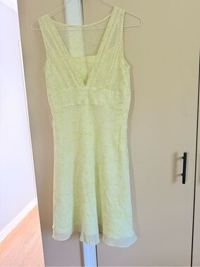 Ann Taylor Pale Yellow/ Chartreuse Floral Midi Dress Size 10P